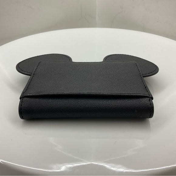 Disney Mickey Mouse black/red snapped card wallet - Picture 5 of 6